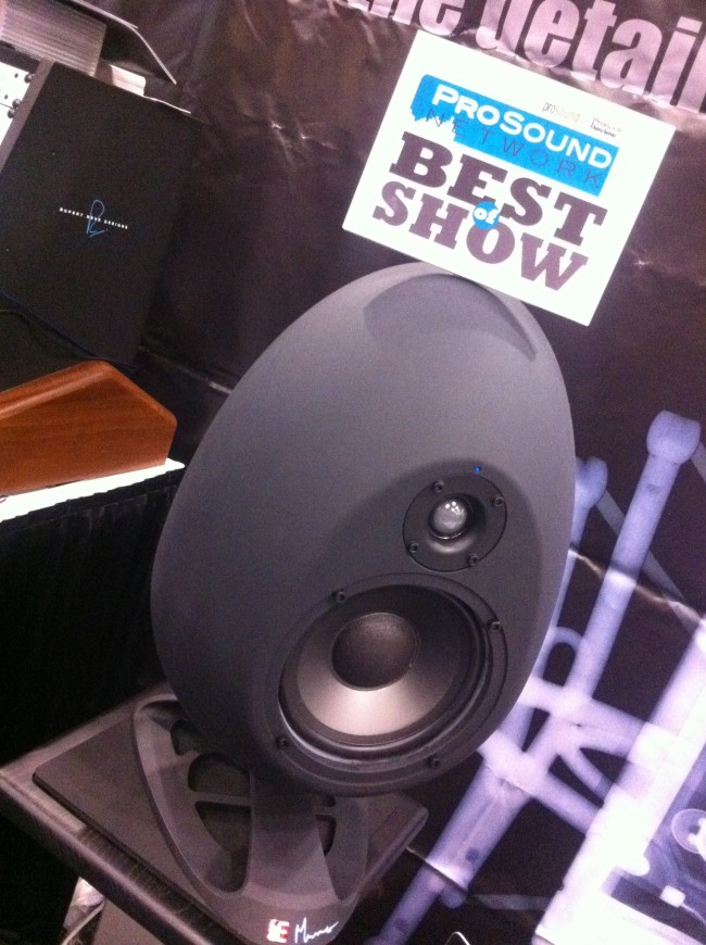 sE Eggs Best of Show