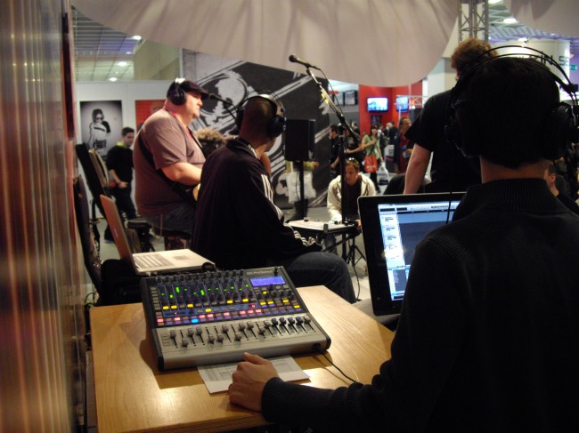 Presonus Studiolive 16:0:2 on monitors messe 2011 